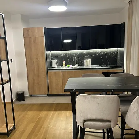 Elnos I Apartman *